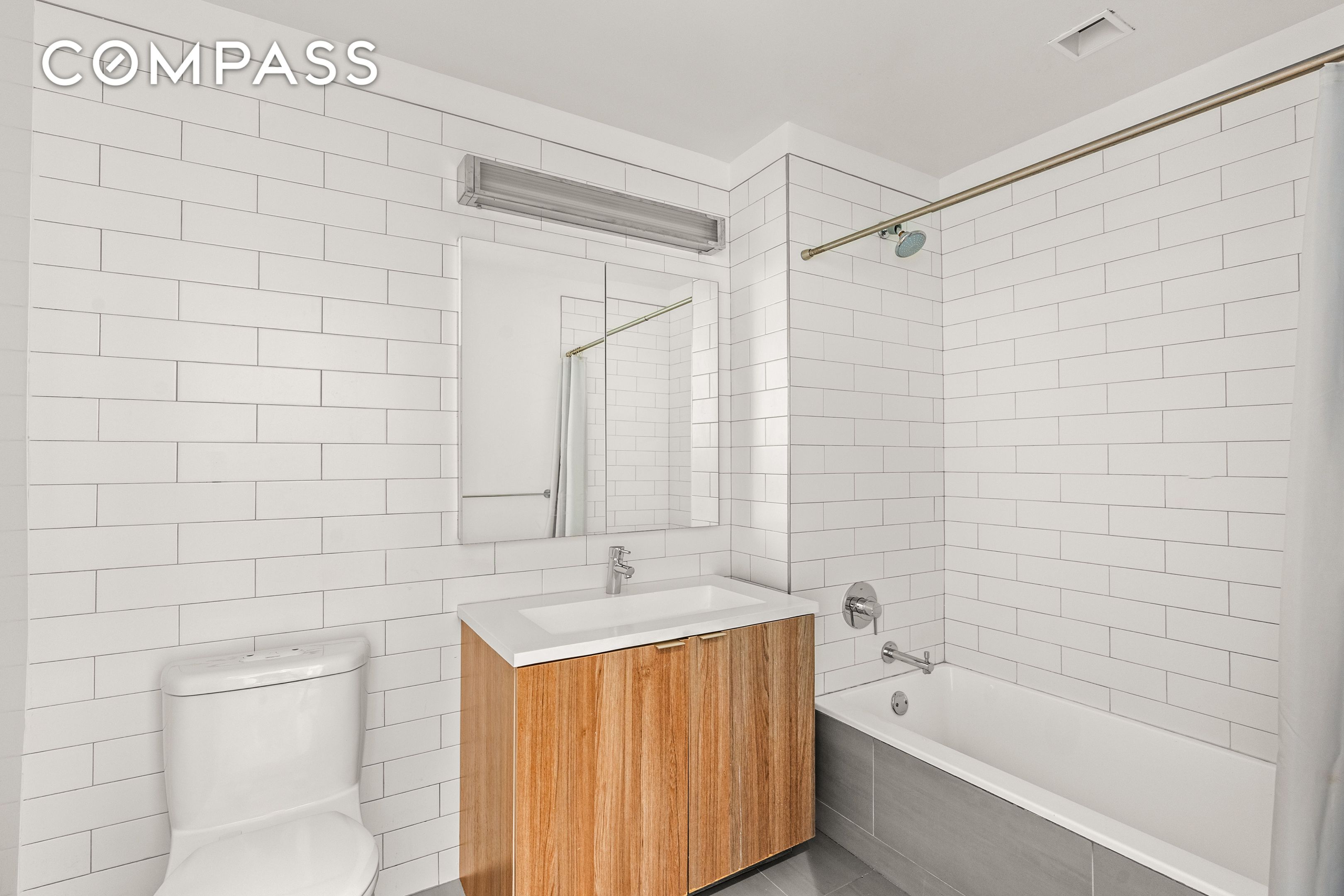 #9 photo, 23 W 116th Street, Harlem , NY 10026