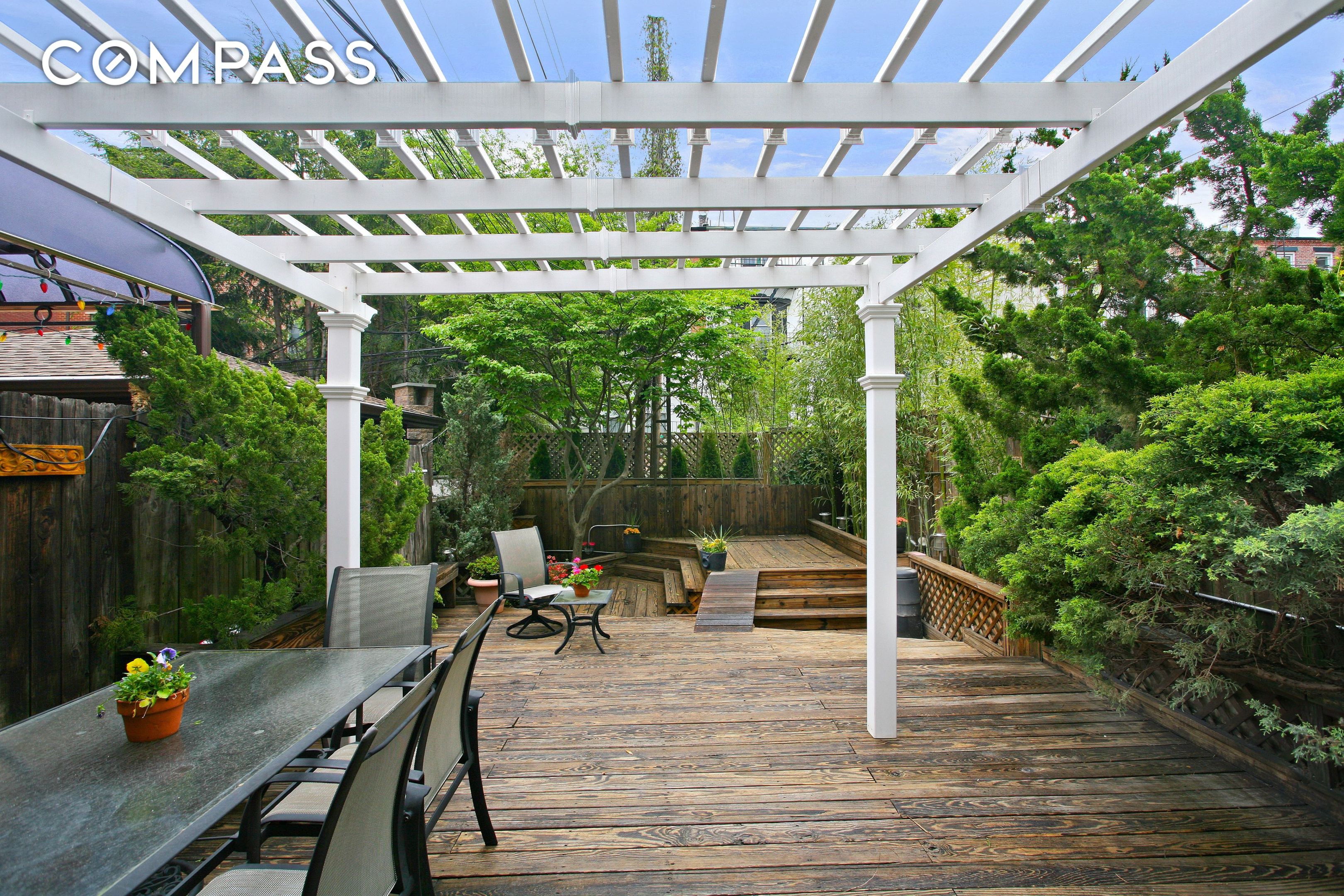 #1 photo, 267 Sackett Street, Carroll Gardens , NY 11231