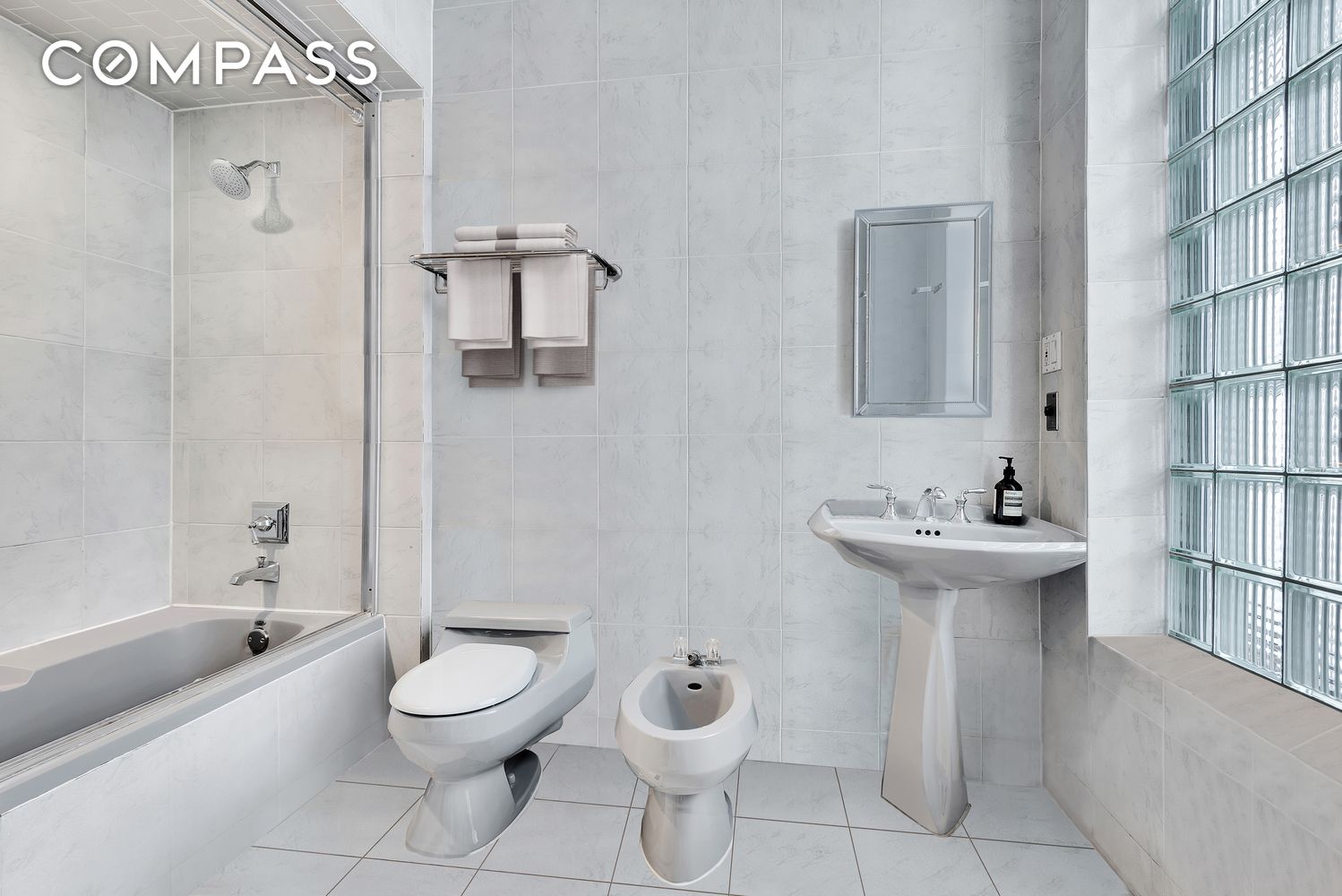 #7 photo, 267 Sackett Street, Carroll Gardens , NY 11231