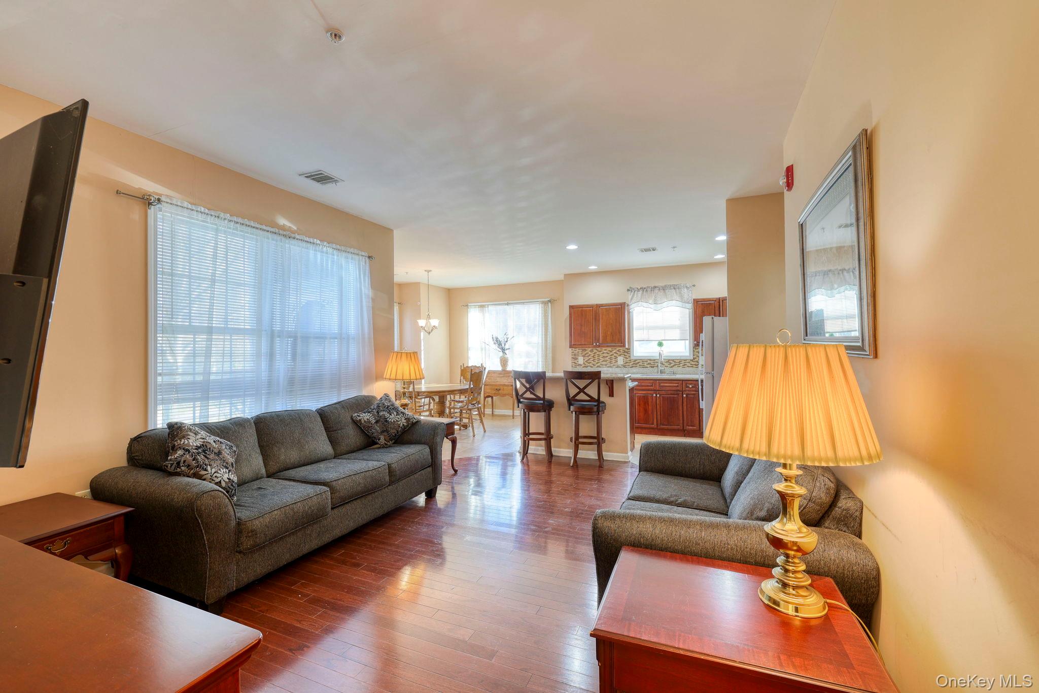 #11 photo, 927 Tower Ridge Circle, Middletown , NY 10941