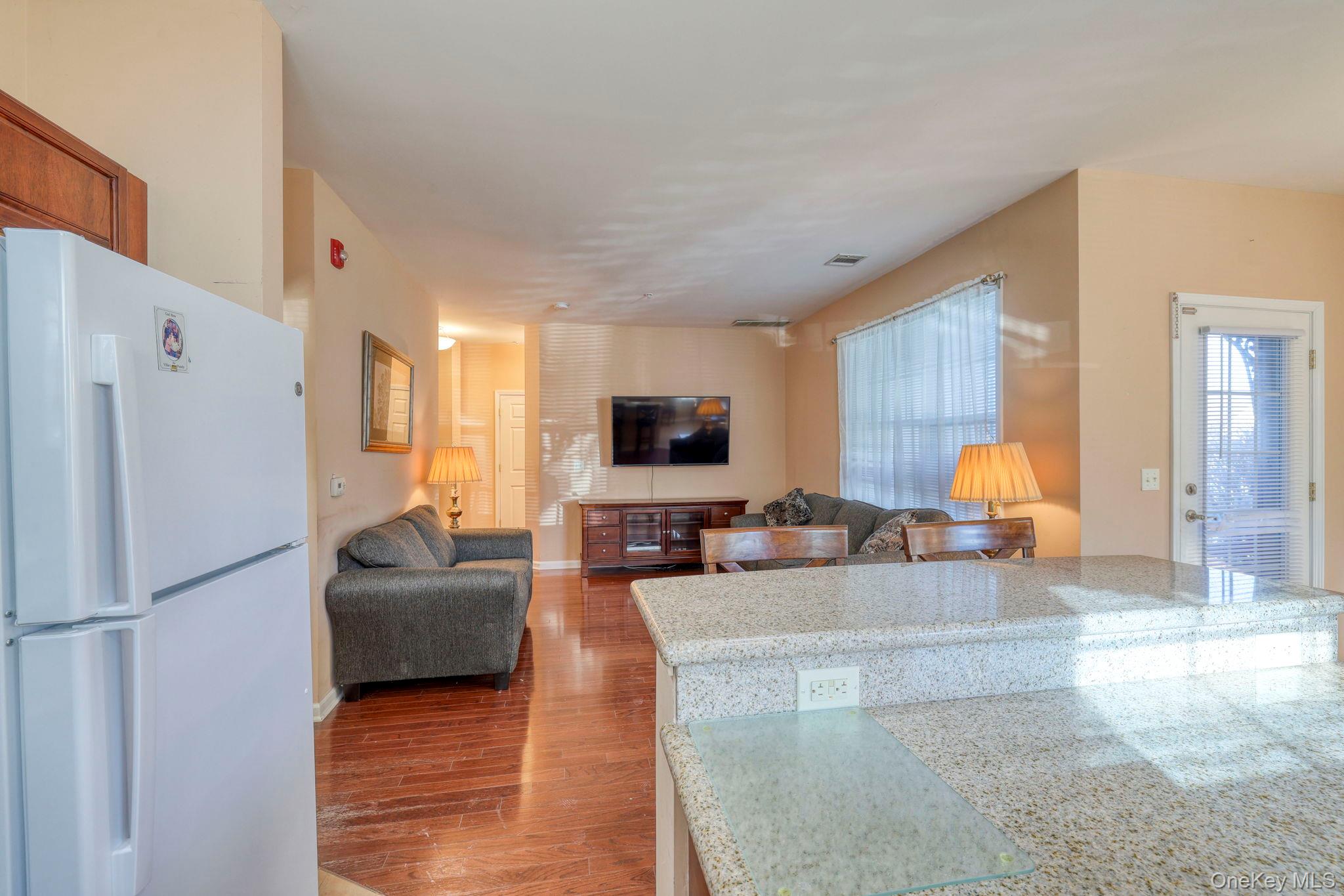 #17 photo, 927 Tower Ridge Circle, Middletown , NY 10941