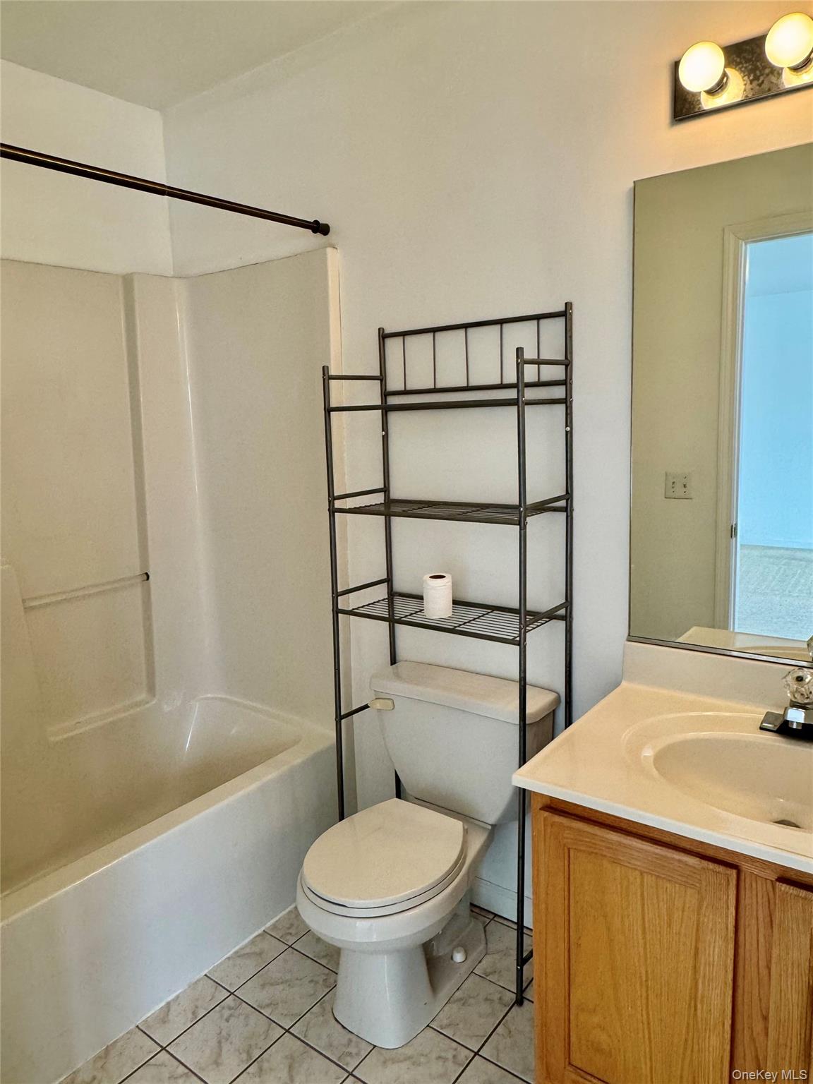 #16 photo, 23 Peach Place, 뉴욕주 Middletown , NY 10940