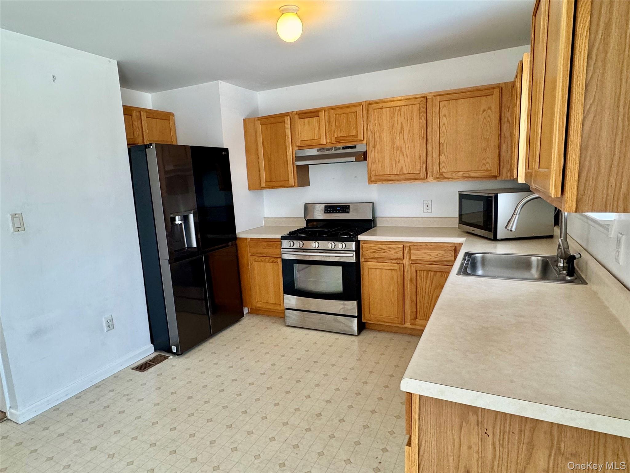 #8 photo, 23 Peach Place, 뉴욕주 Middletown , NY 10940