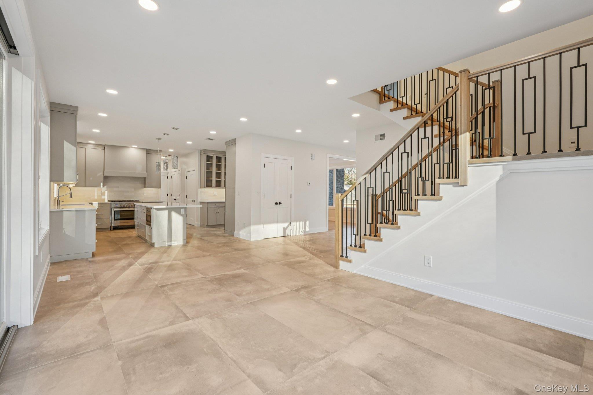 #8 photo, 400 Phillips Hill Road, New City , NY 10956