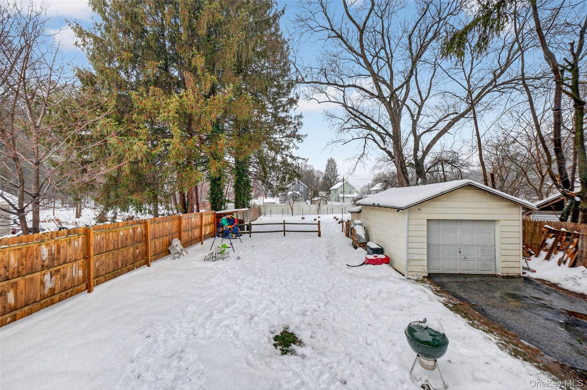 #17 photo, 5 Miller Place, Poughkeepsie , NY 12601