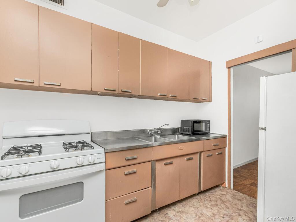 #10 photo, 4 Fordham Hill Oval, 브롱크스 Bronx , NY 10468