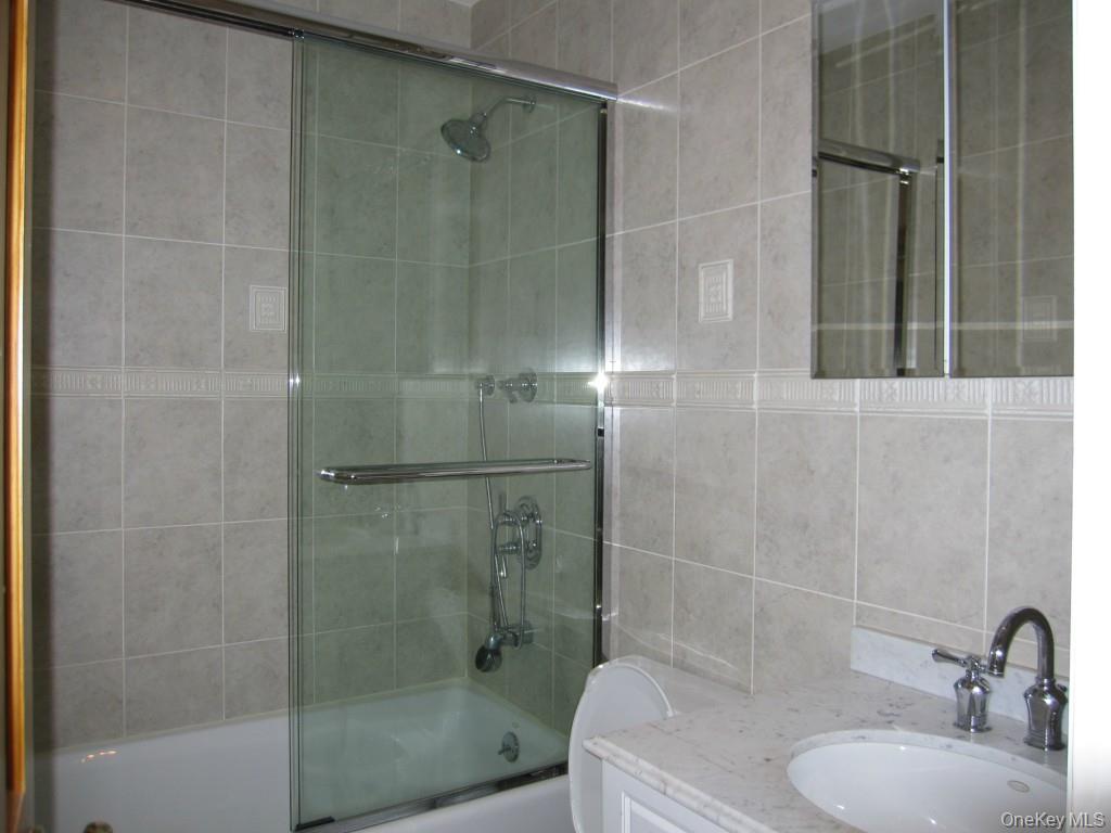 #11 photo, 62 Soundview Street, New Rochelle , NY 10805