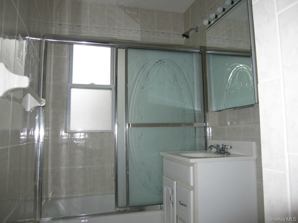 #12 photo, 62 Soundview Street, New Rochelle , NY 10805