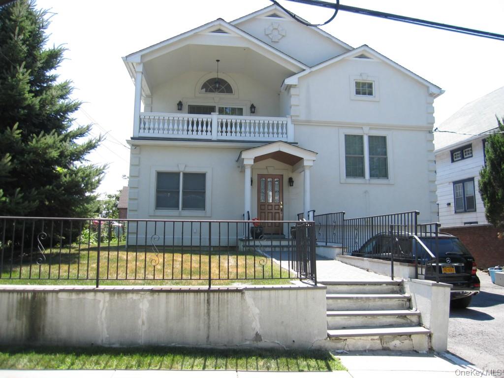 #2 photo, 62 Soundview Street, New Rochelle , NY 10805