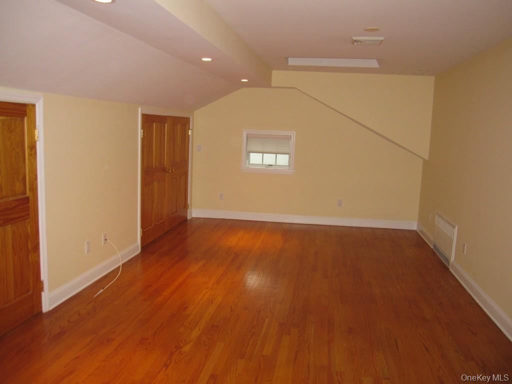 #8 photo, 62 Soundview Street, New Rochelle , NY 10805