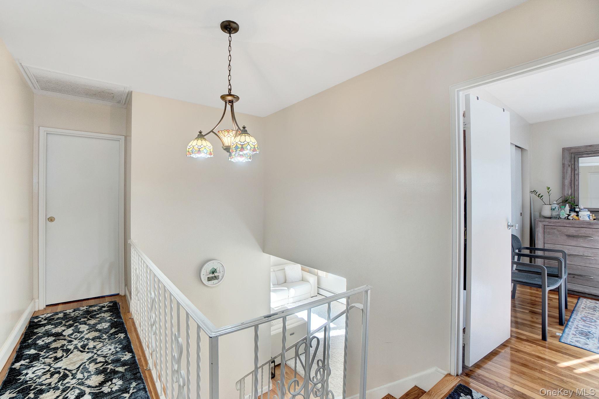 #12 photo, 26 Fran Lane, מחוז סאפוק Selden , NY 11784