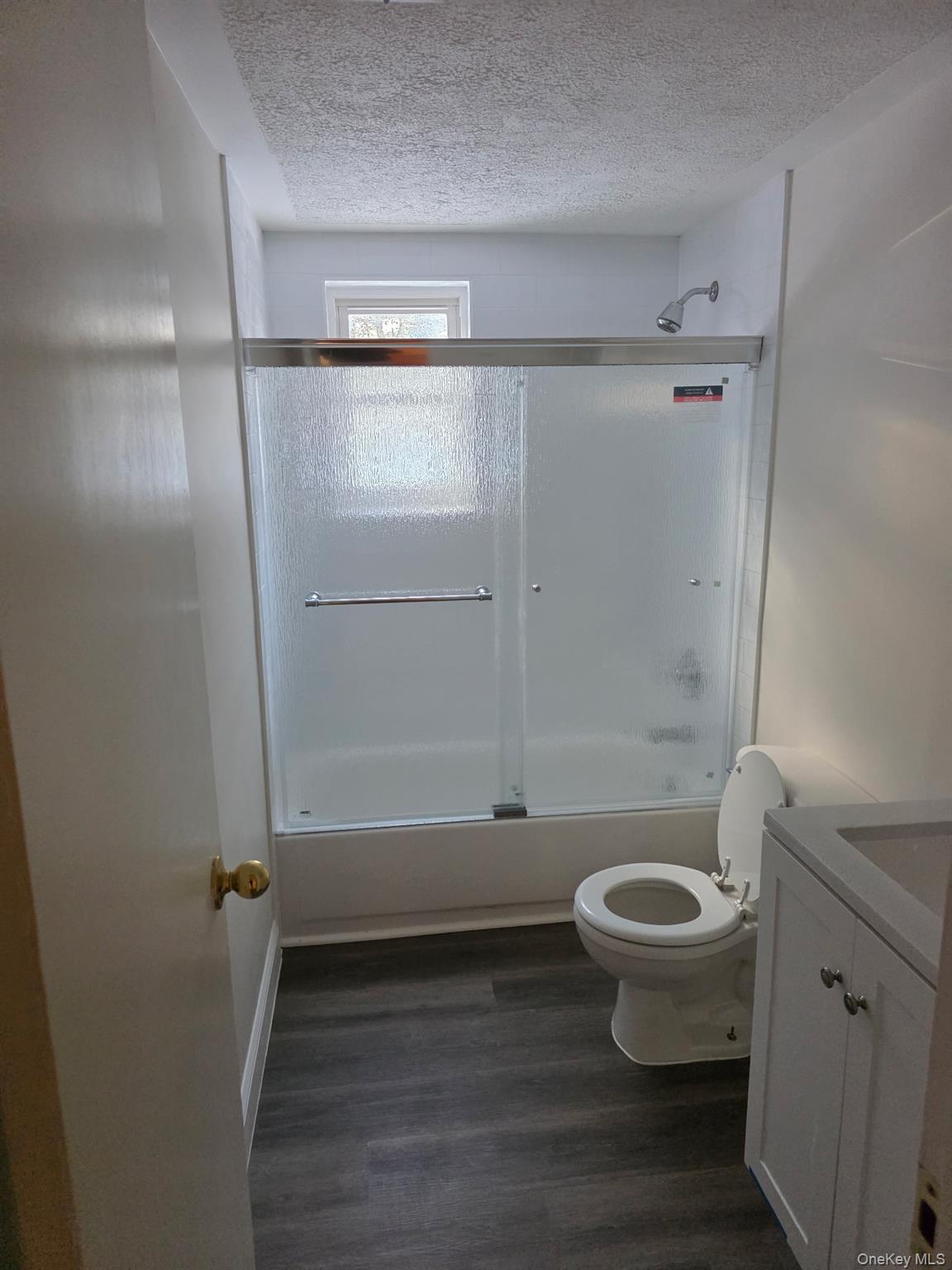 #5 photo, 289 Artist Lake Drive, सफ़ोक काउंटी Middle Island , NY 11953