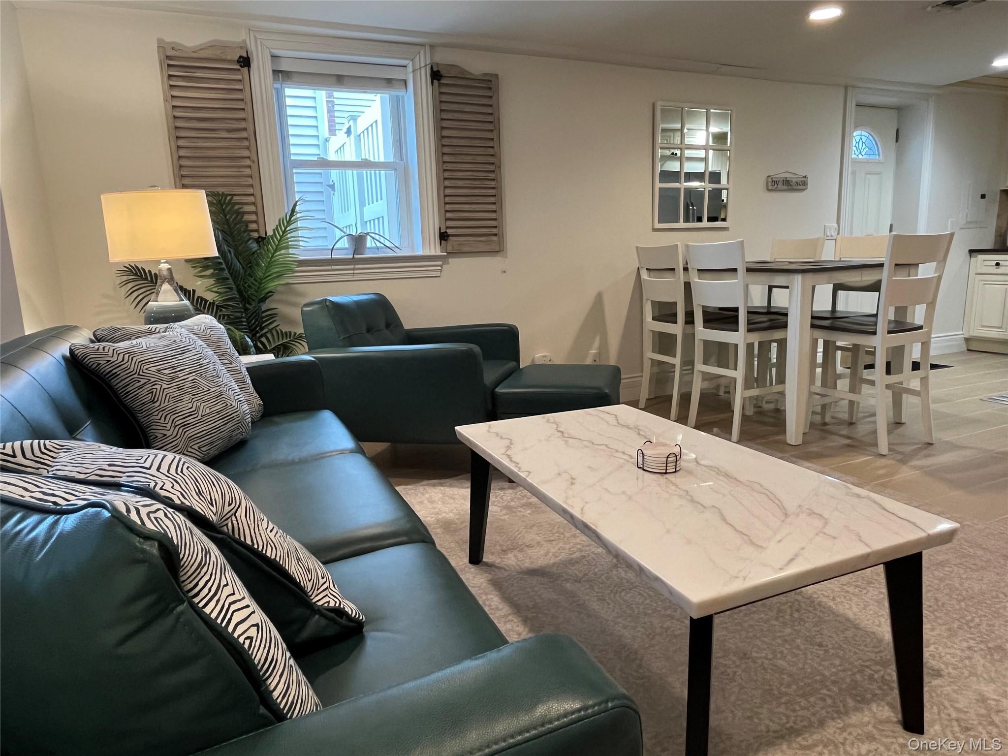 #4 photo, 120 Mitchell Ave Avenue, מחוז נסאו Long Beach , NY 11561