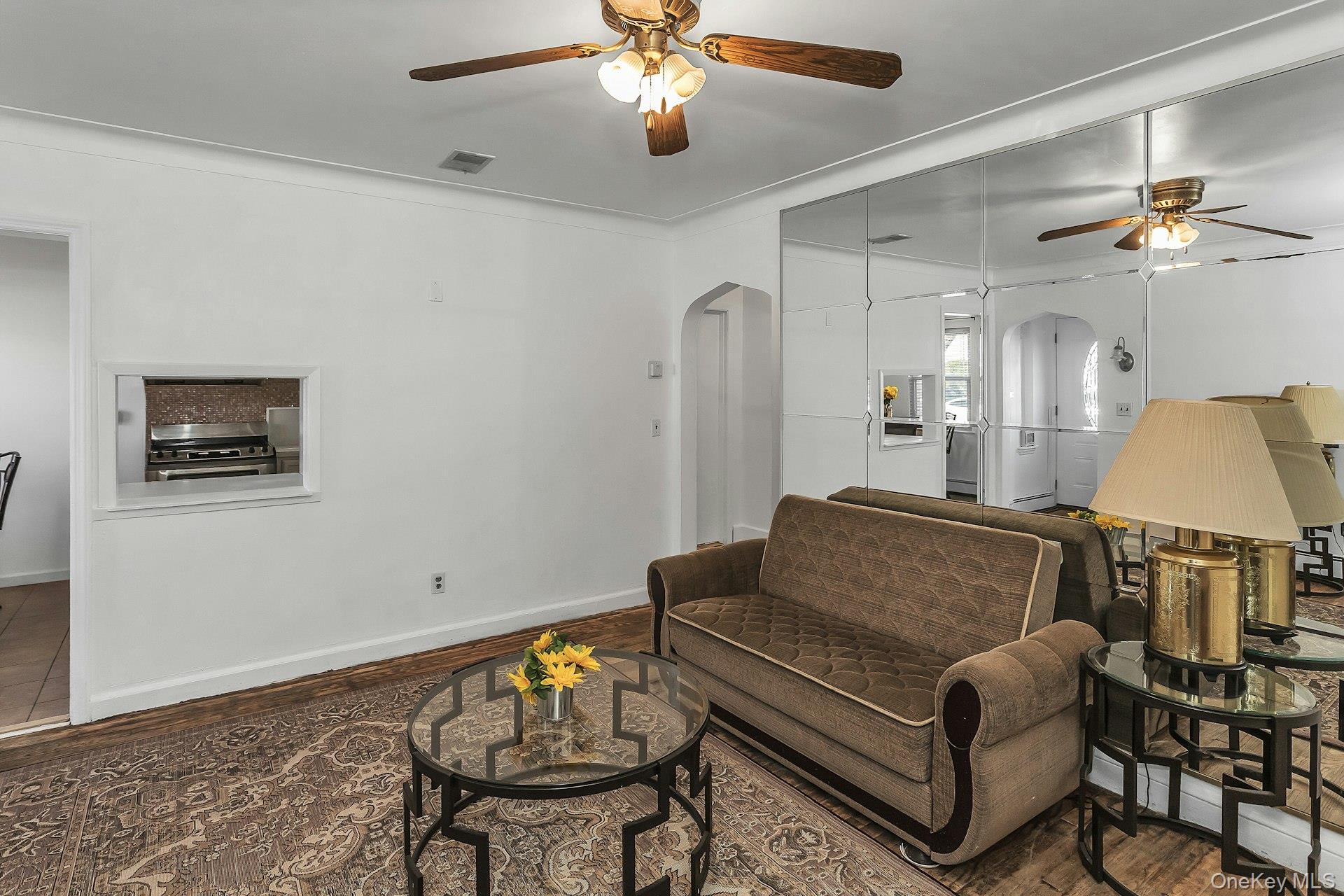 #5 photo, 31 Cedar Street, Roosevelt , NY 11575