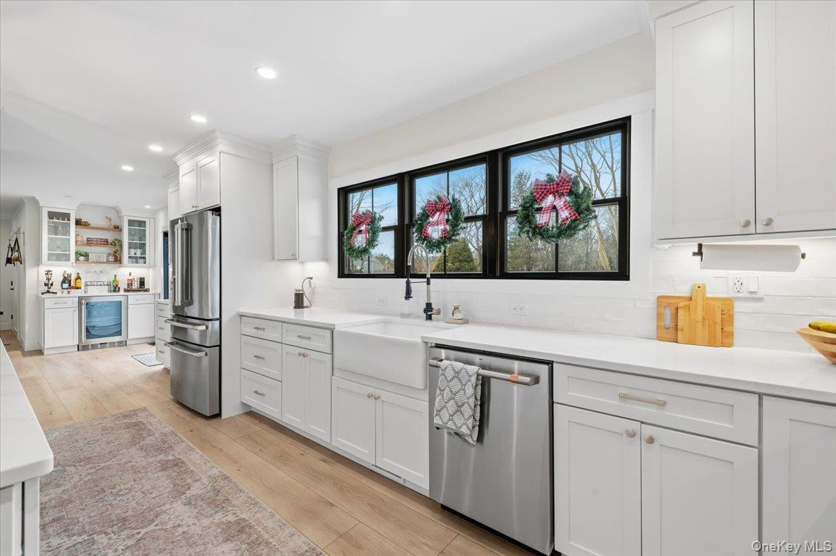 #15 photo, 2180 Feuereisen Avenue, Ronkonkoma , NY 11779