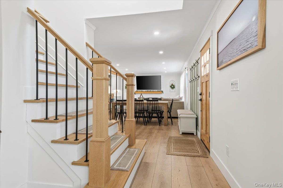 #19 photo, 2180 Feuereisen Avenue, Ronkonkoma , NY 11779