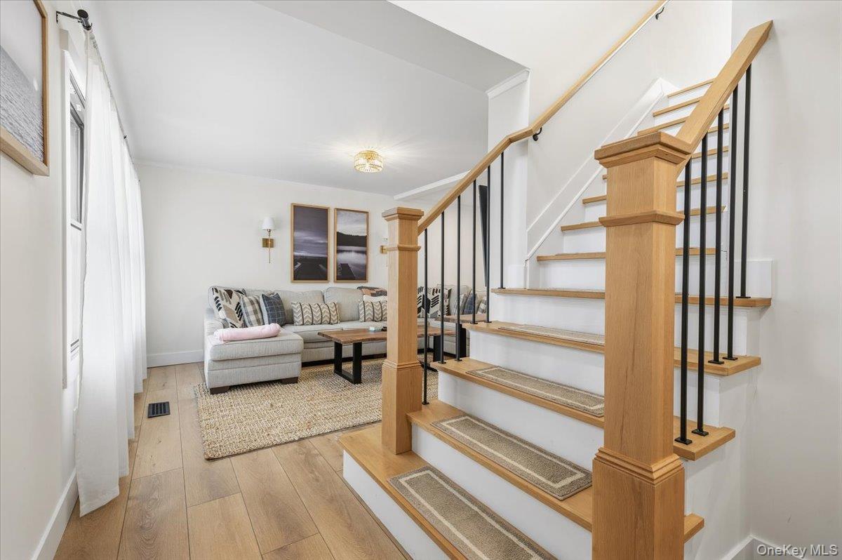 #3 photo, 2180 Feuereisen Avenue, Ronkonkoma , NY 11779