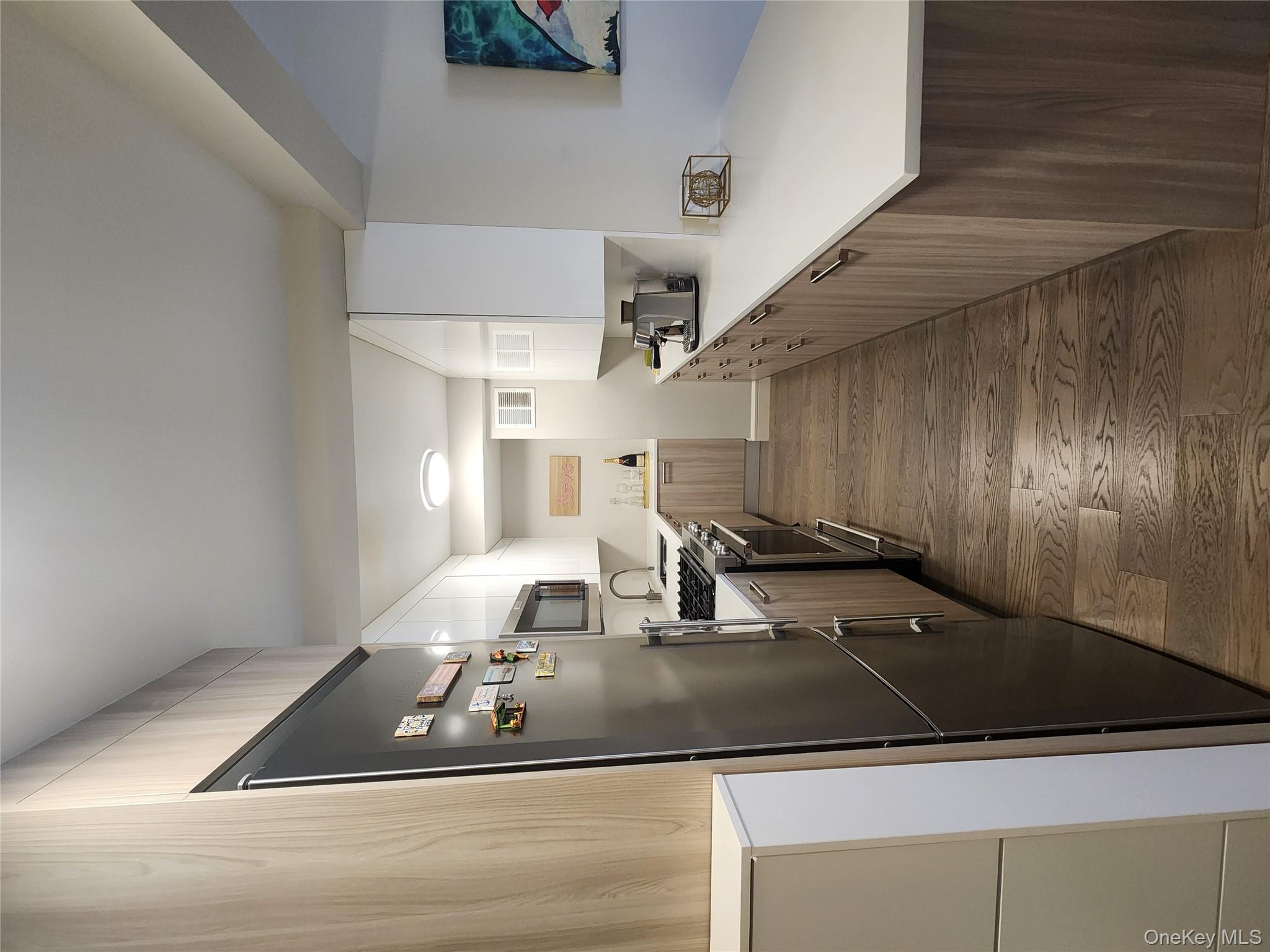 #6 photo, 107-40 Queens Boulevard, Forest Hills , NY 11375