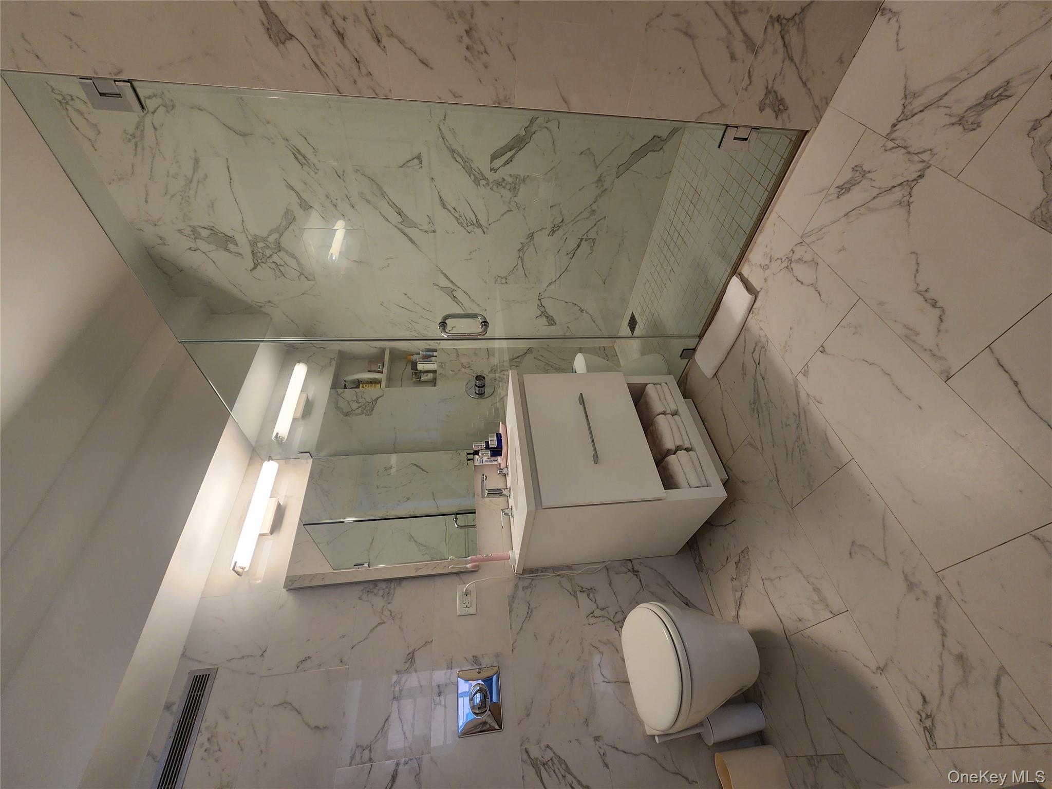 #8 photo, 107-40 Queens Boulevard, Forest Hills , NY 11375