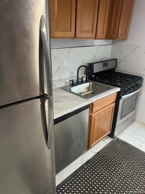 #4 photo, 102-23A Russell Street, Hamilton Beach , NY 11414