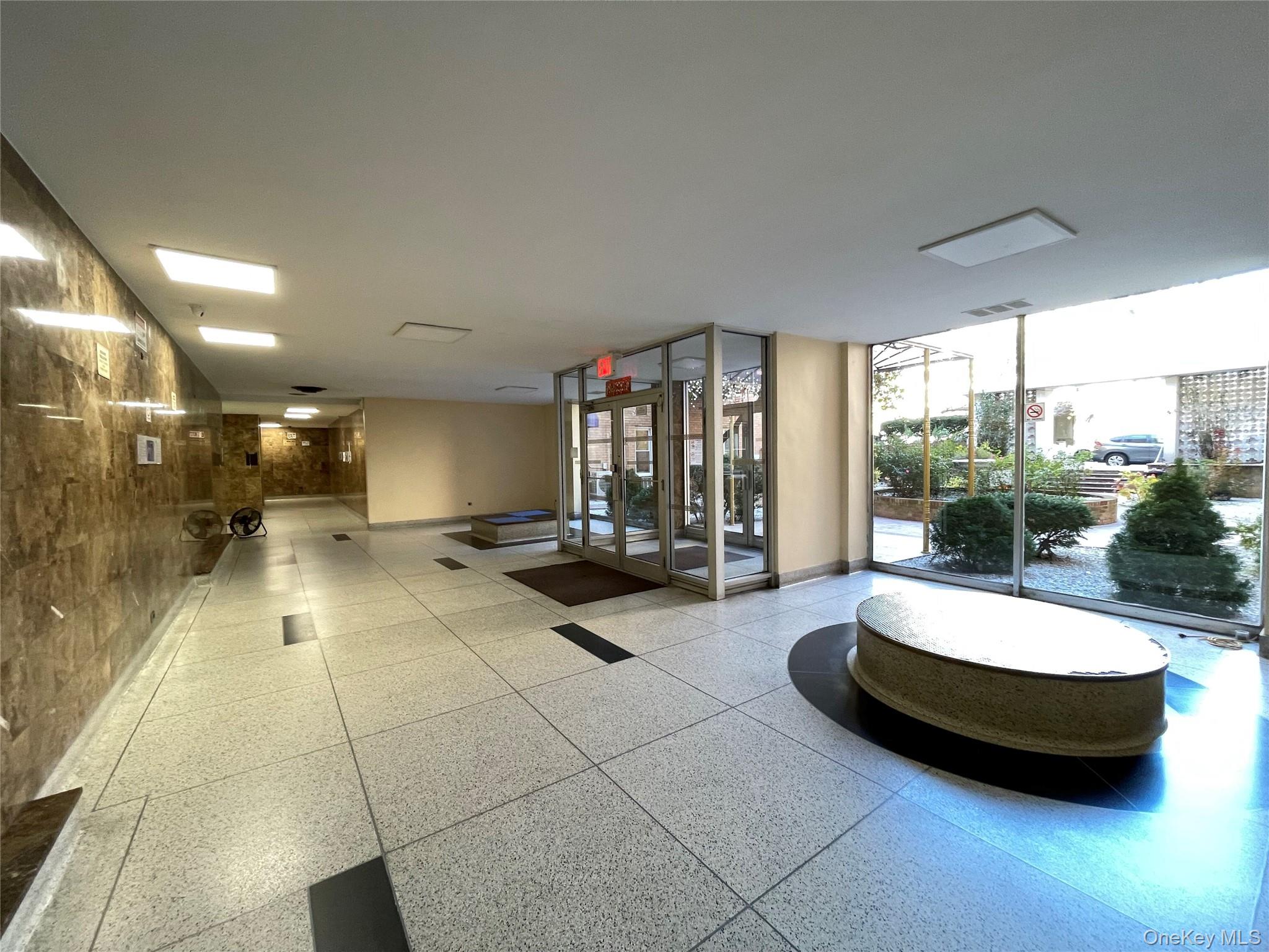 #2 photo, 42-42 Colden Street, फ्लशिंग Flushing , NY 11355