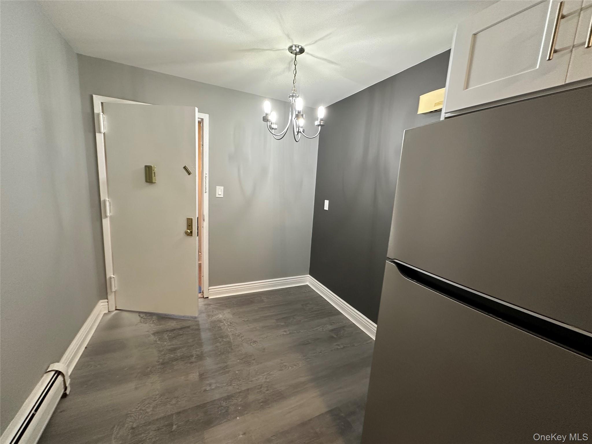 #9 photo, 18-16 BELL Boulevard, كوينز Bayside , NY 11360