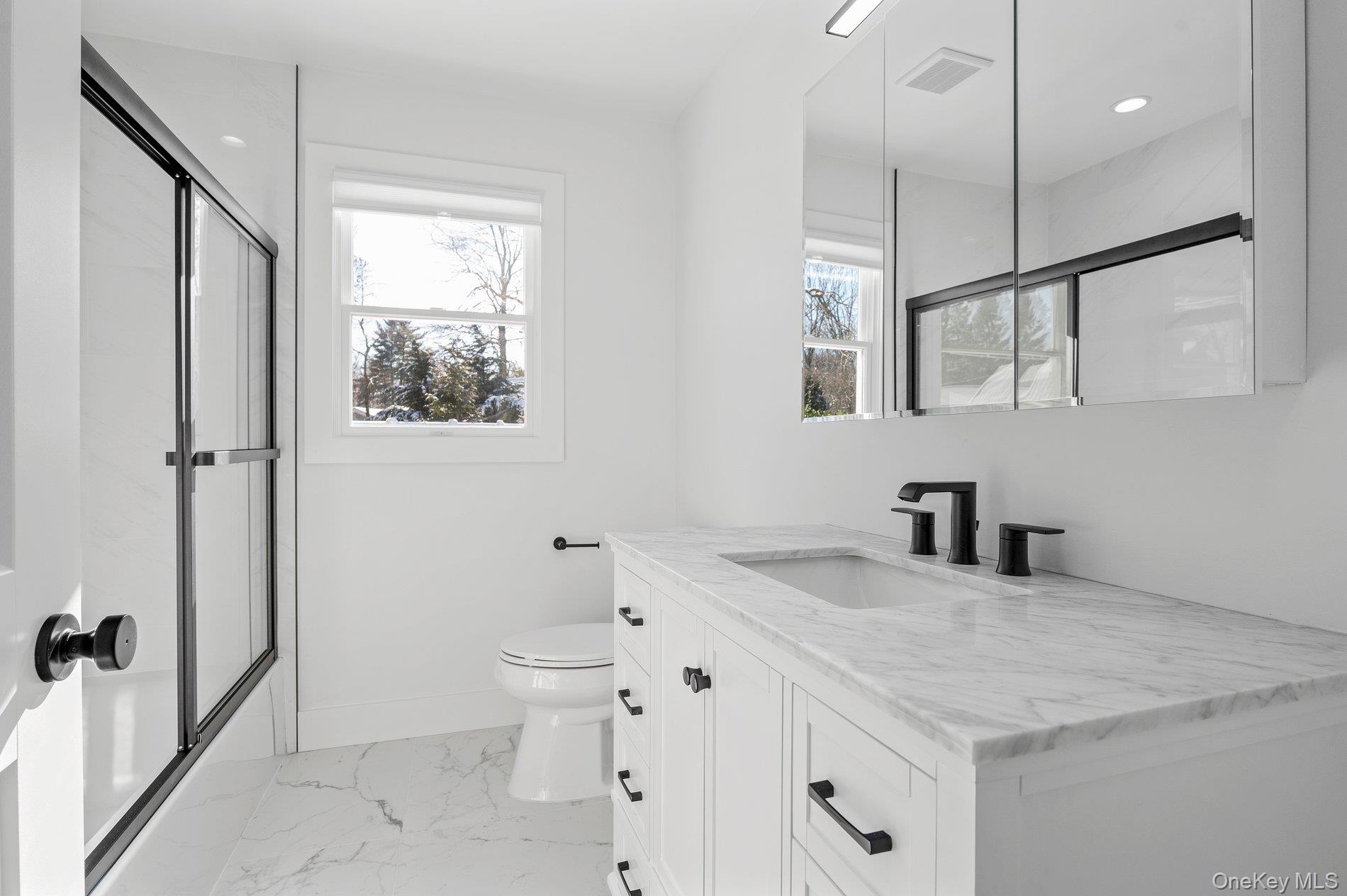 #11 photo, 25 Lorraine, Northport , NY 11768