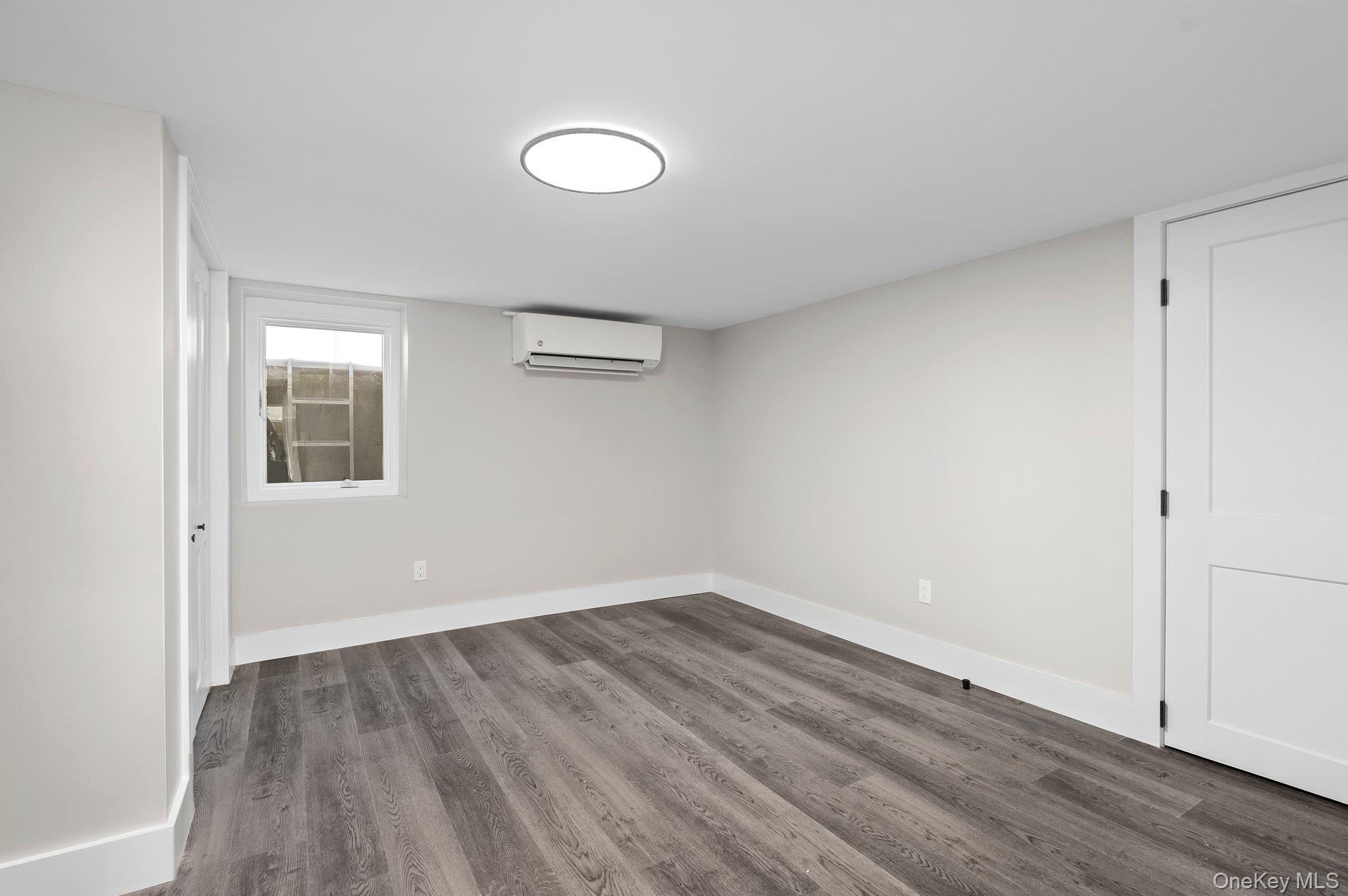 #13 photo, 25 Lorraine, Northport , NY 11768