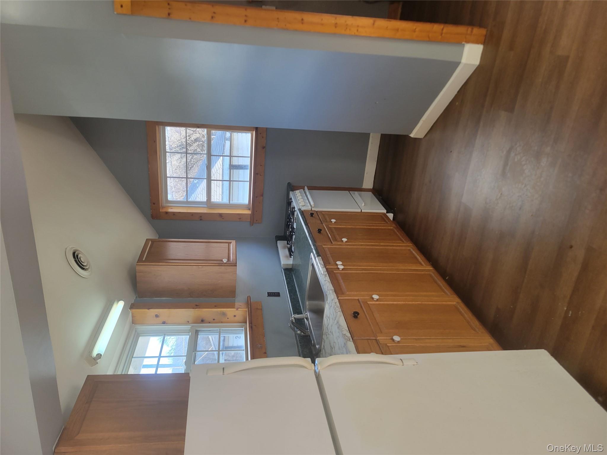 #3 photo, 181 Ulster Avenue, Ulster Park , NY 12487