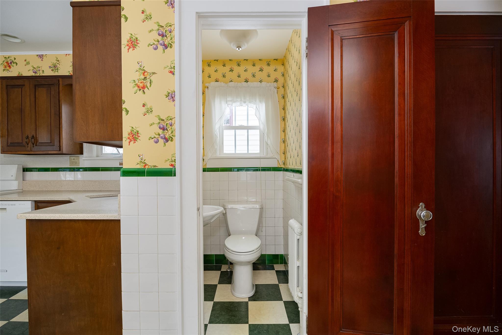 #11 photo, 6 Rosalind Road, Poughkeepsie , NY 12601