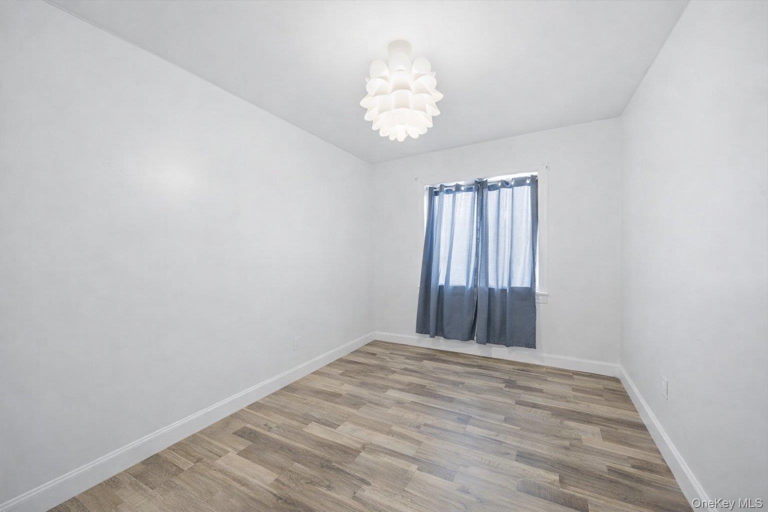 #12 photo, 4077 Ely Avenue, Bronx , NY 10466