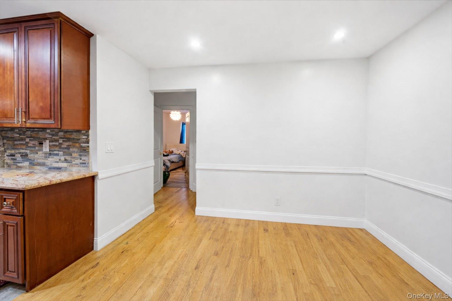 #16 photo, 4077 Ely Avenue, Bronx , NY 10466