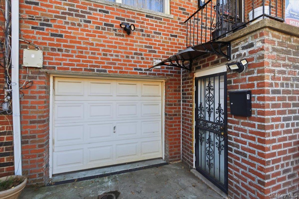 #2 photo, 4077 Ely Avenue, Bronx , NY 10466