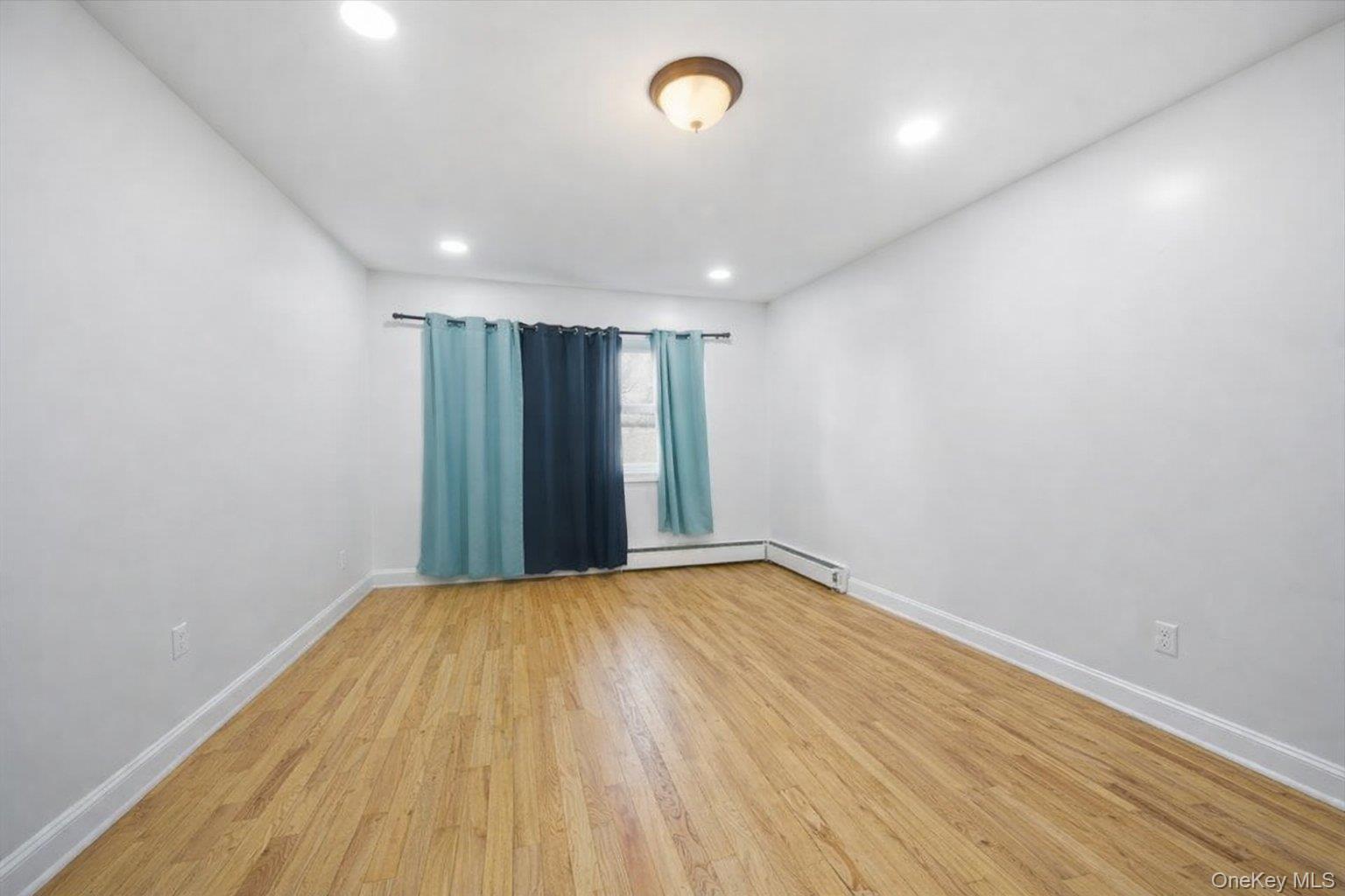 #9 photo, 4077 Ely Avenue, Bronx , NY 10466