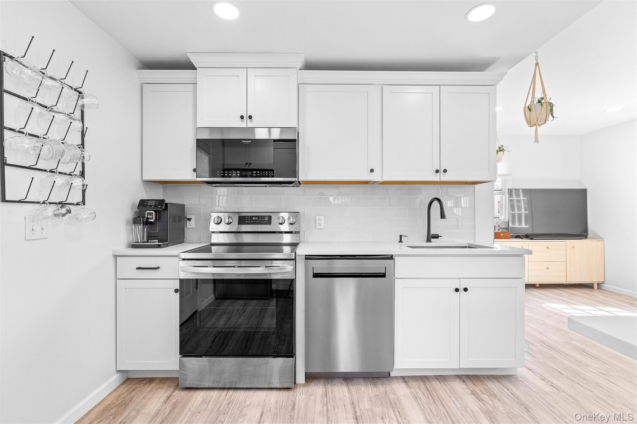 #16 photo, 78 Maple Avenue, New City , NY 10956