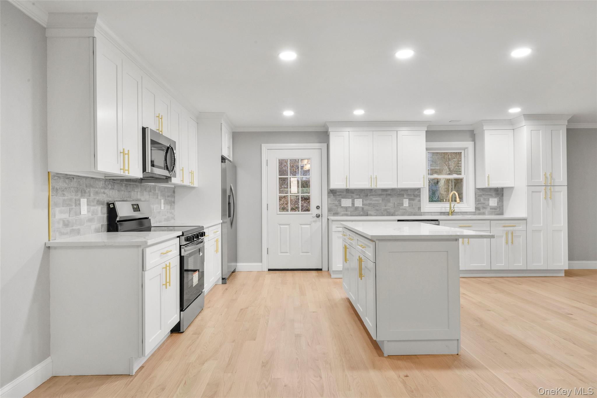 #5 photo, 26 Ashton Road, Yonkers , NY 10705