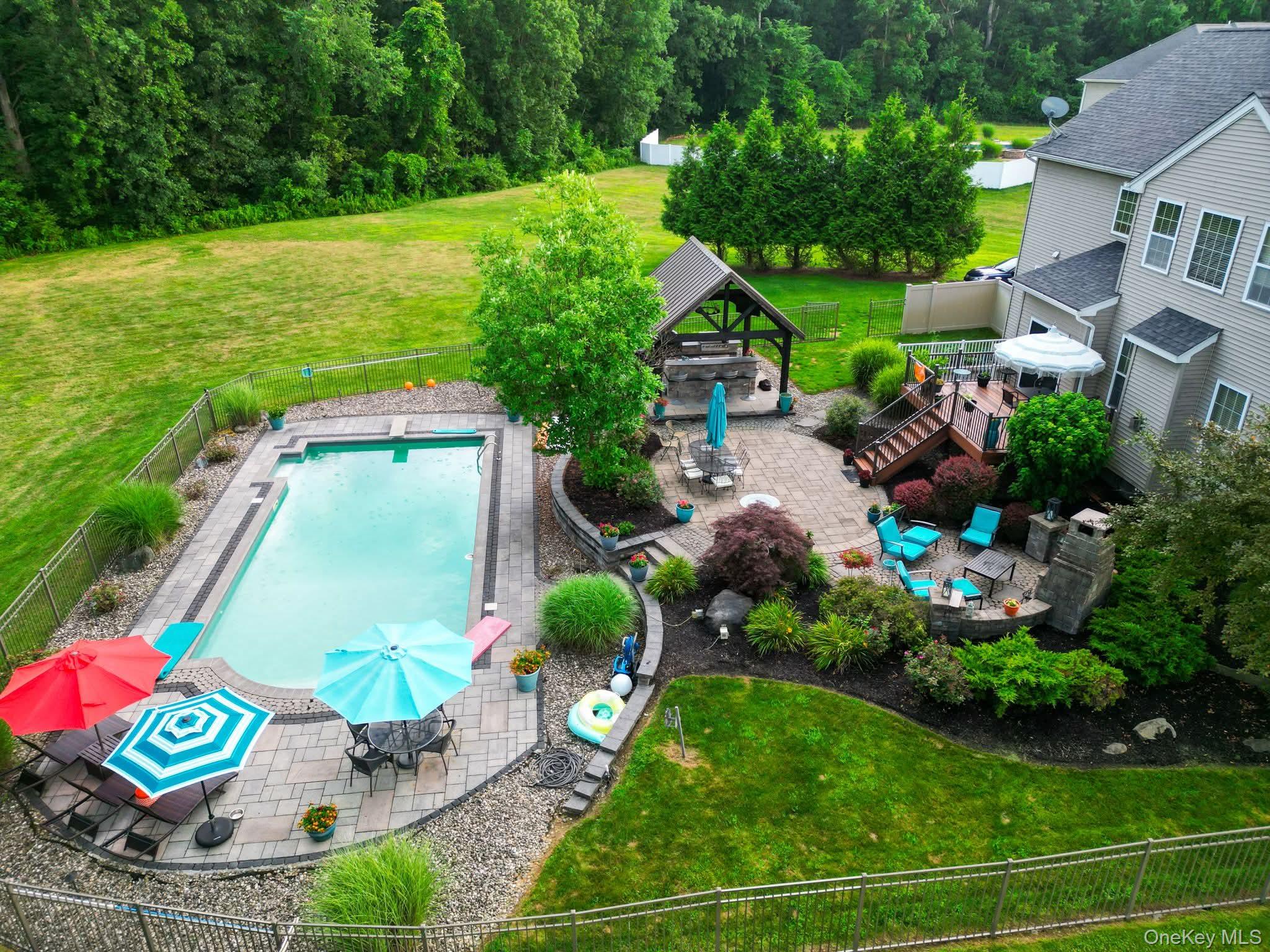 #1 photo, 102 Luthien Forest Road, Rock Tavern , NY 12553