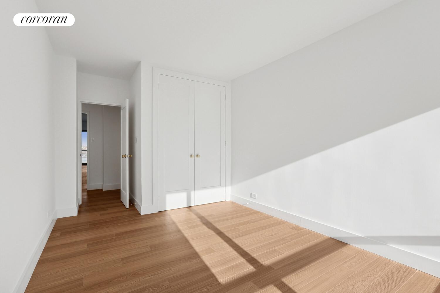 #13 photo, New York City, 曼哈頓 上东城 Yorkville , NY 10128