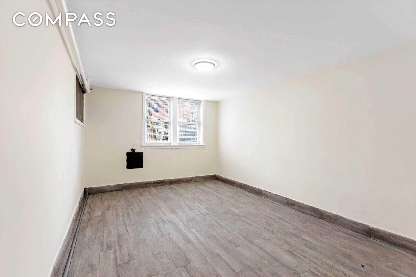 #8 photo, Astoria, Astoria , NY 11103