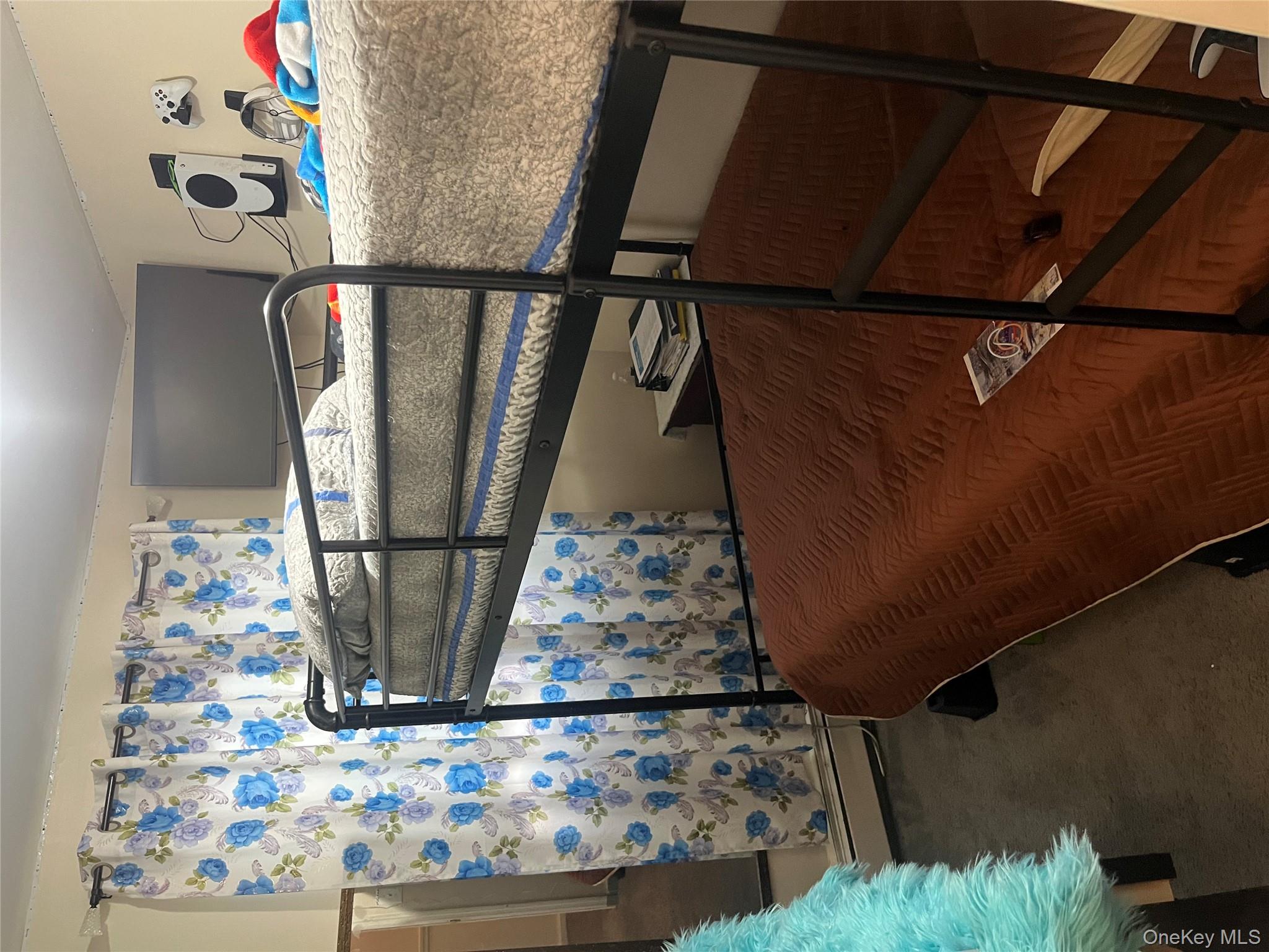 #10 photo, 137-15 220th Place, Laurelton , NY 11413