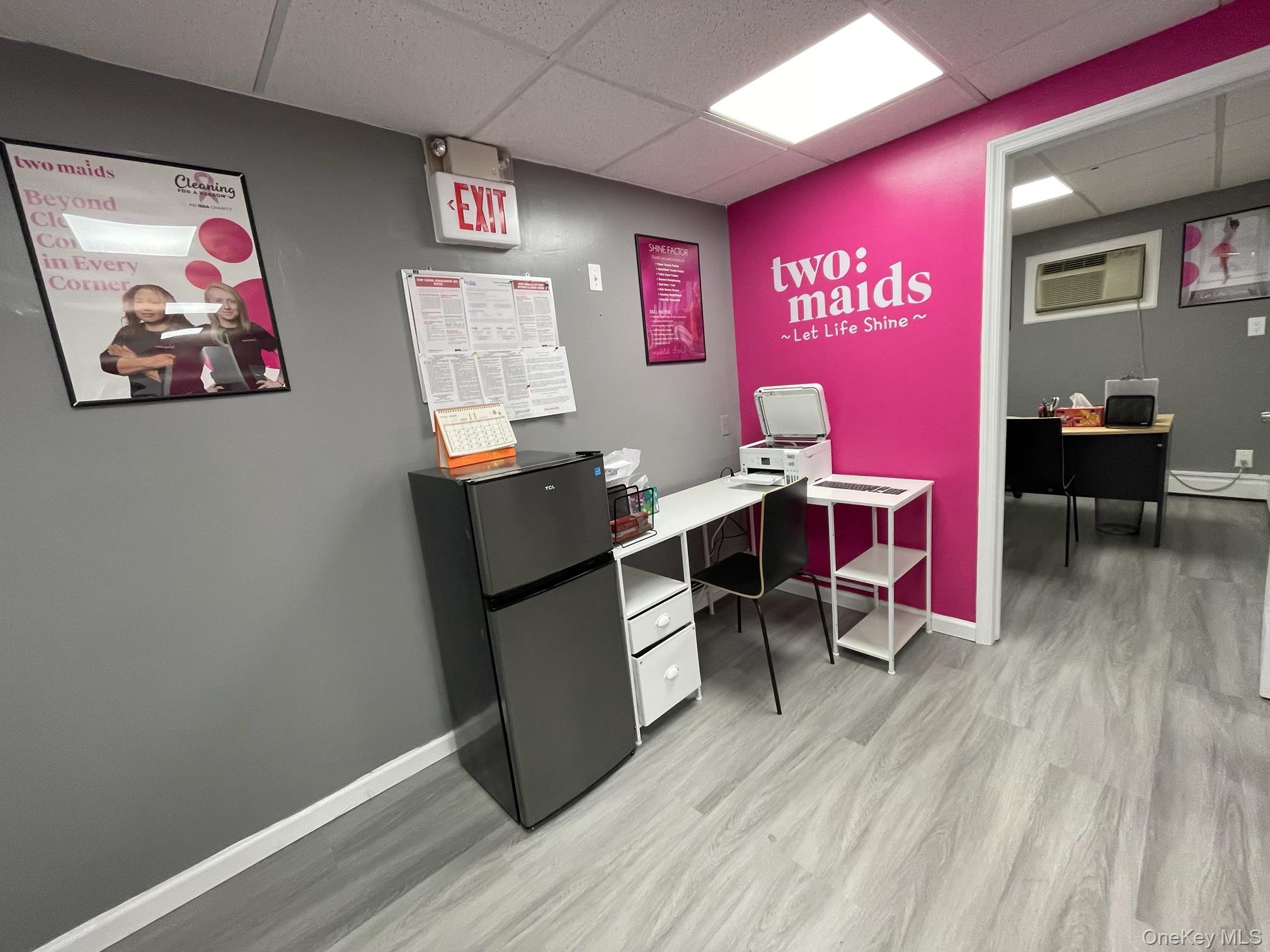 #3 photo, 90 Main Street, नासाउ काउंटी Mineola , NY 11501