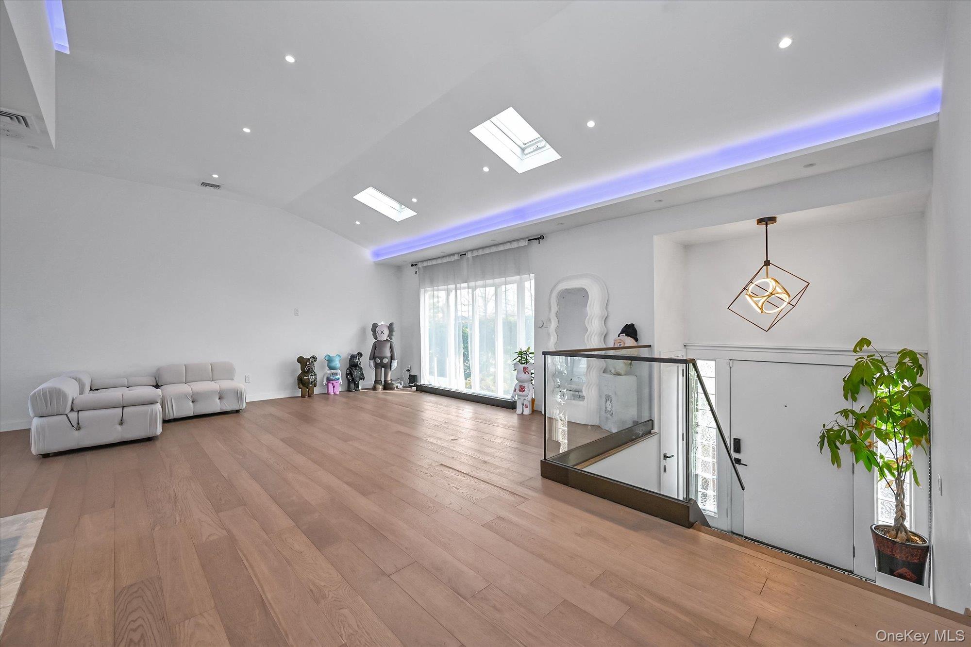 #2 photo, 1841 Stanley Drive, South Merrick , NY 11566