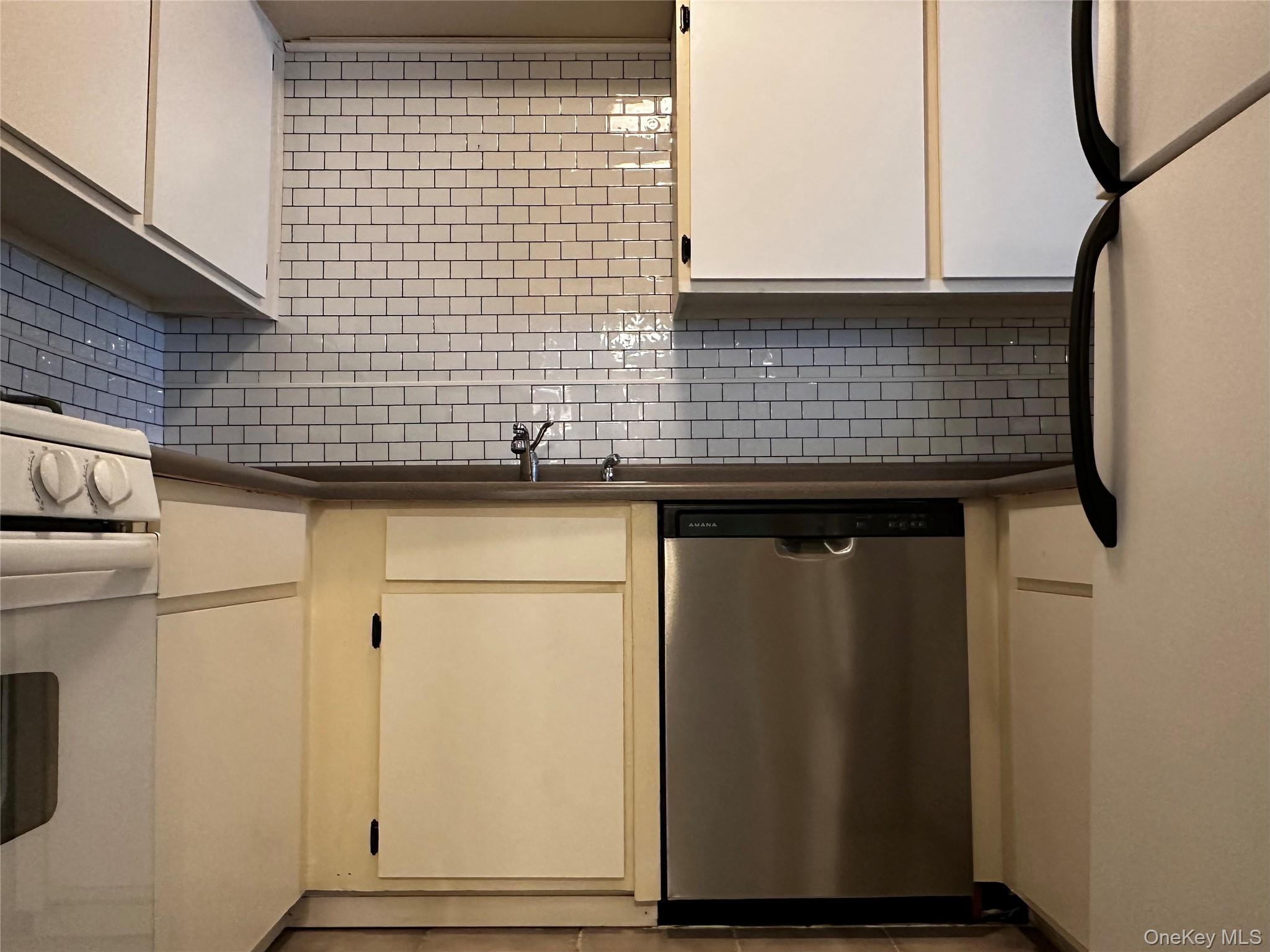 #9 photo, 10 Bailey, Middle Island , NY 11953