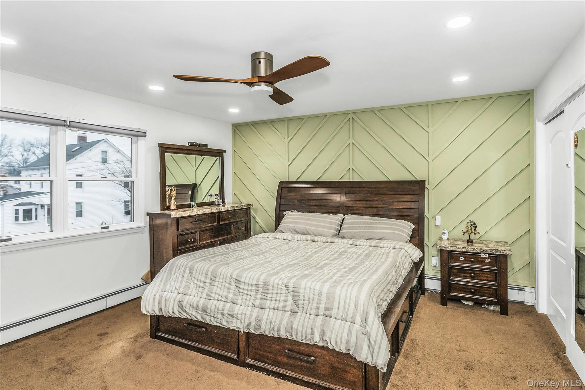 #17 photo, 5 Malone Street, Hicksville , NY 11801