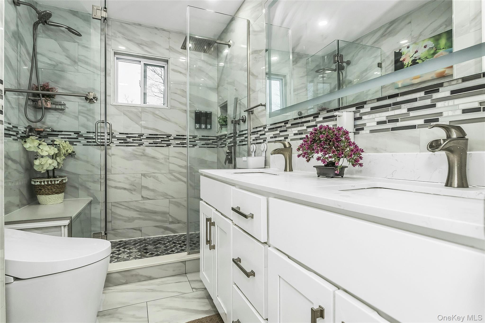 #20 photo, 5 Malone Street, Hicksville , NY 11801