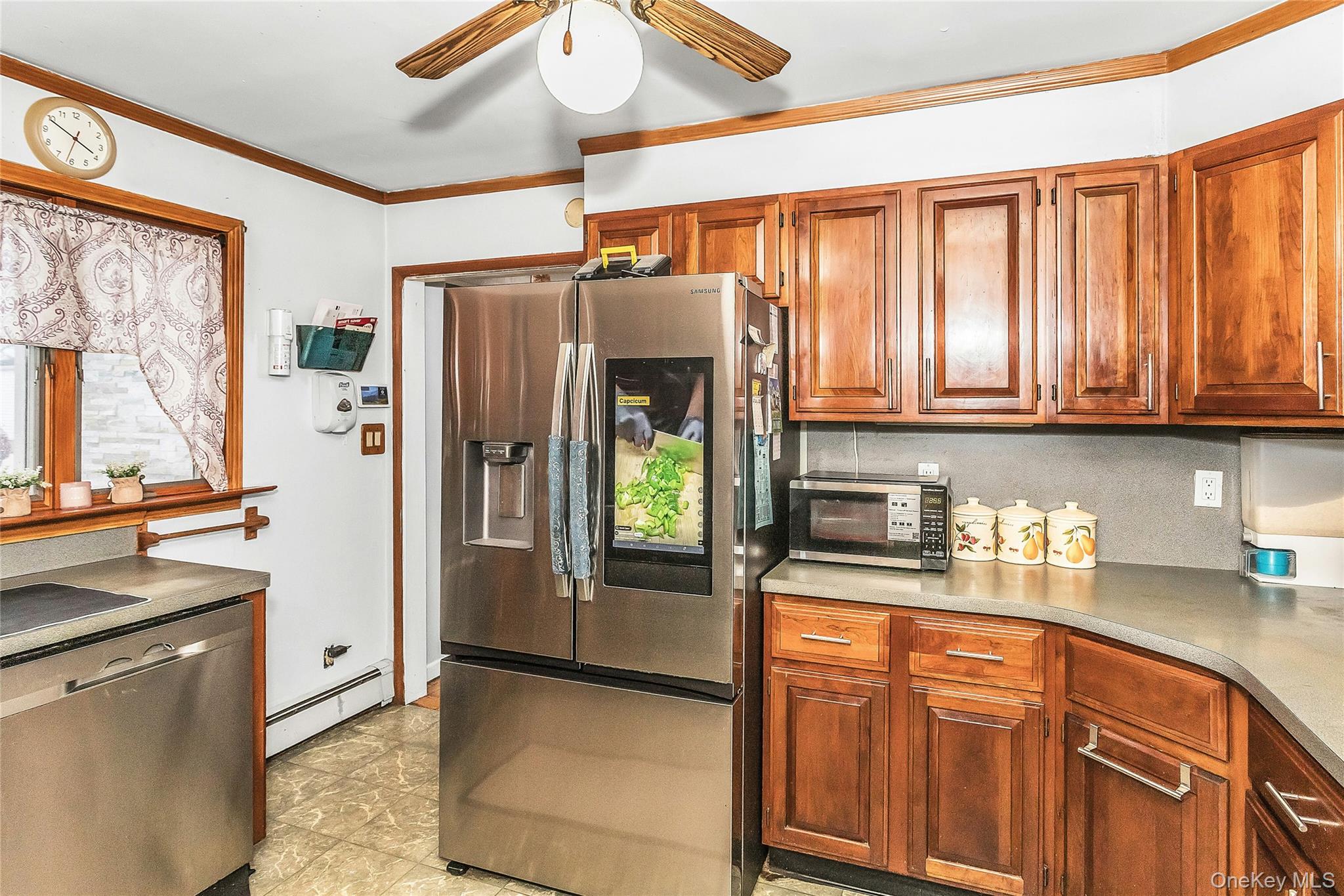 #9 photo, 5 Malone Street, Hicksville , NY 11801