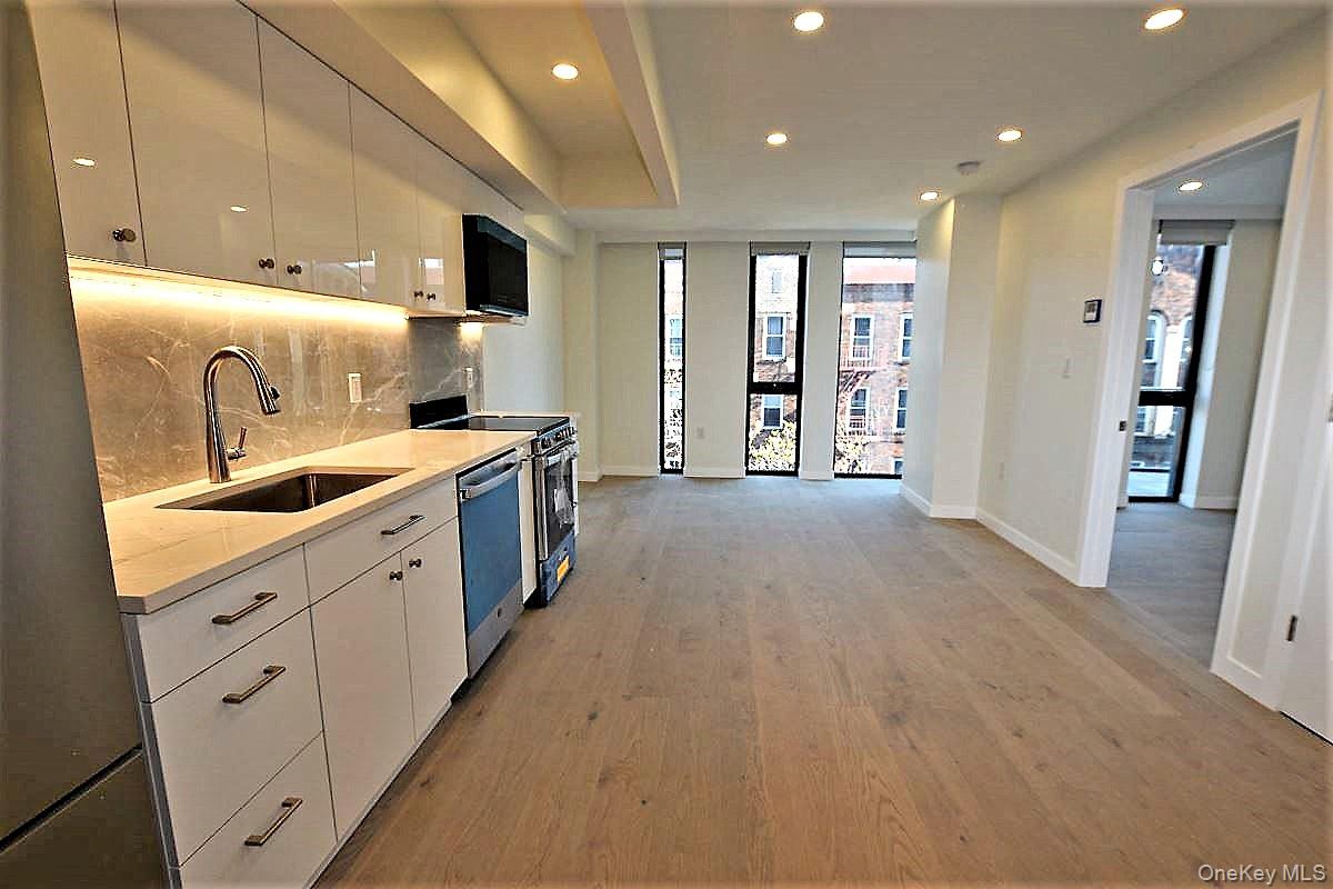 #15 photo, 41-26 44th Street, Sunnyside , NY 11104