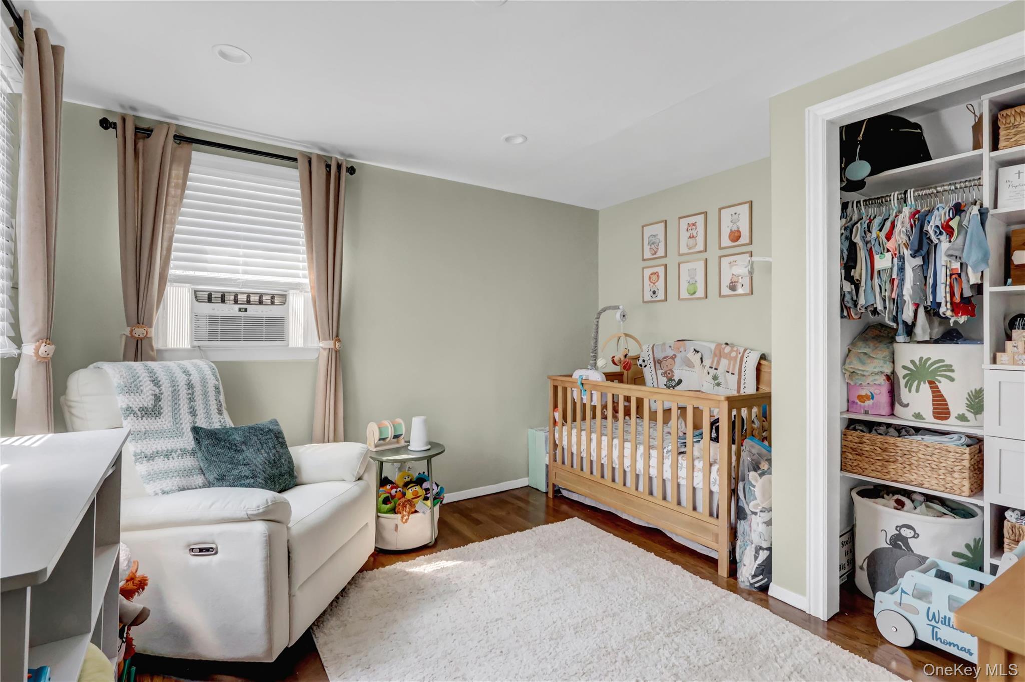 #14 photo, 9 3rd Street, West Islip , NY 11795