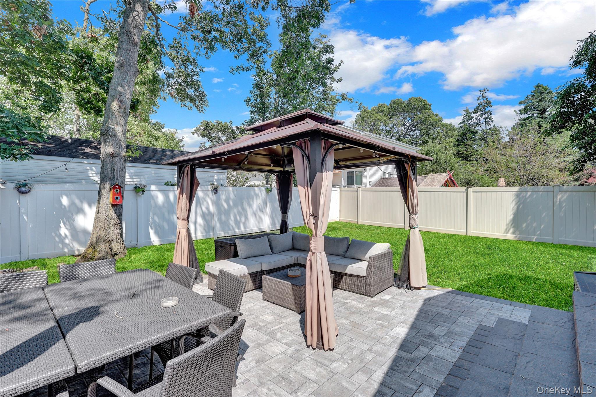 #16 photo, 9 3rd Street, West Islip , NY 11795