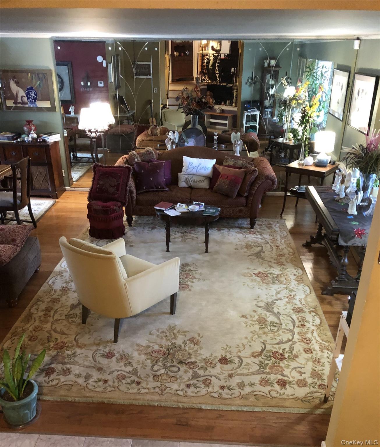 #3 photo, 24 Cedar Road, Westbury , NY 11590